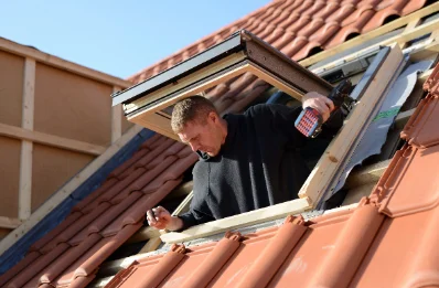 Pose de fenêtres de toit Velux au Maisnil